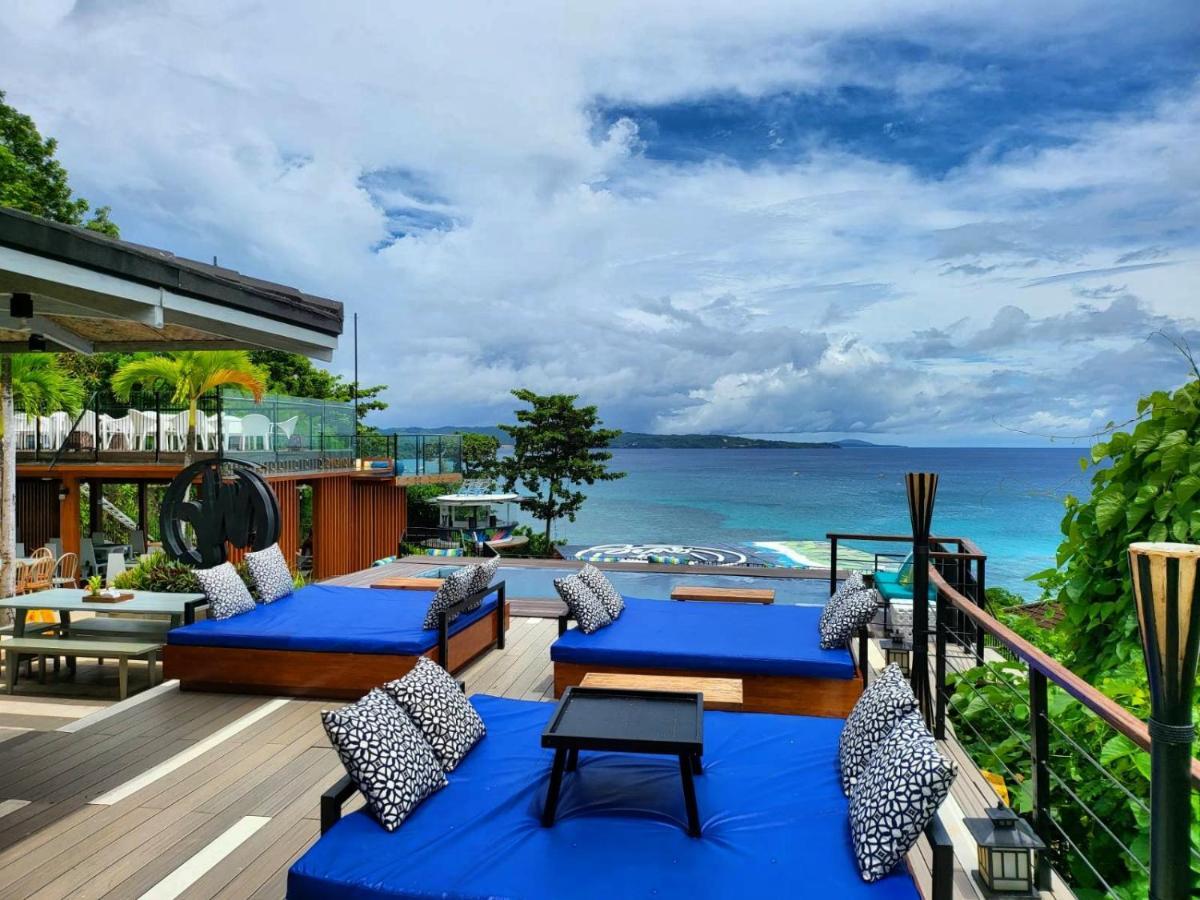 Fairways And Bluewater Boracay 4*