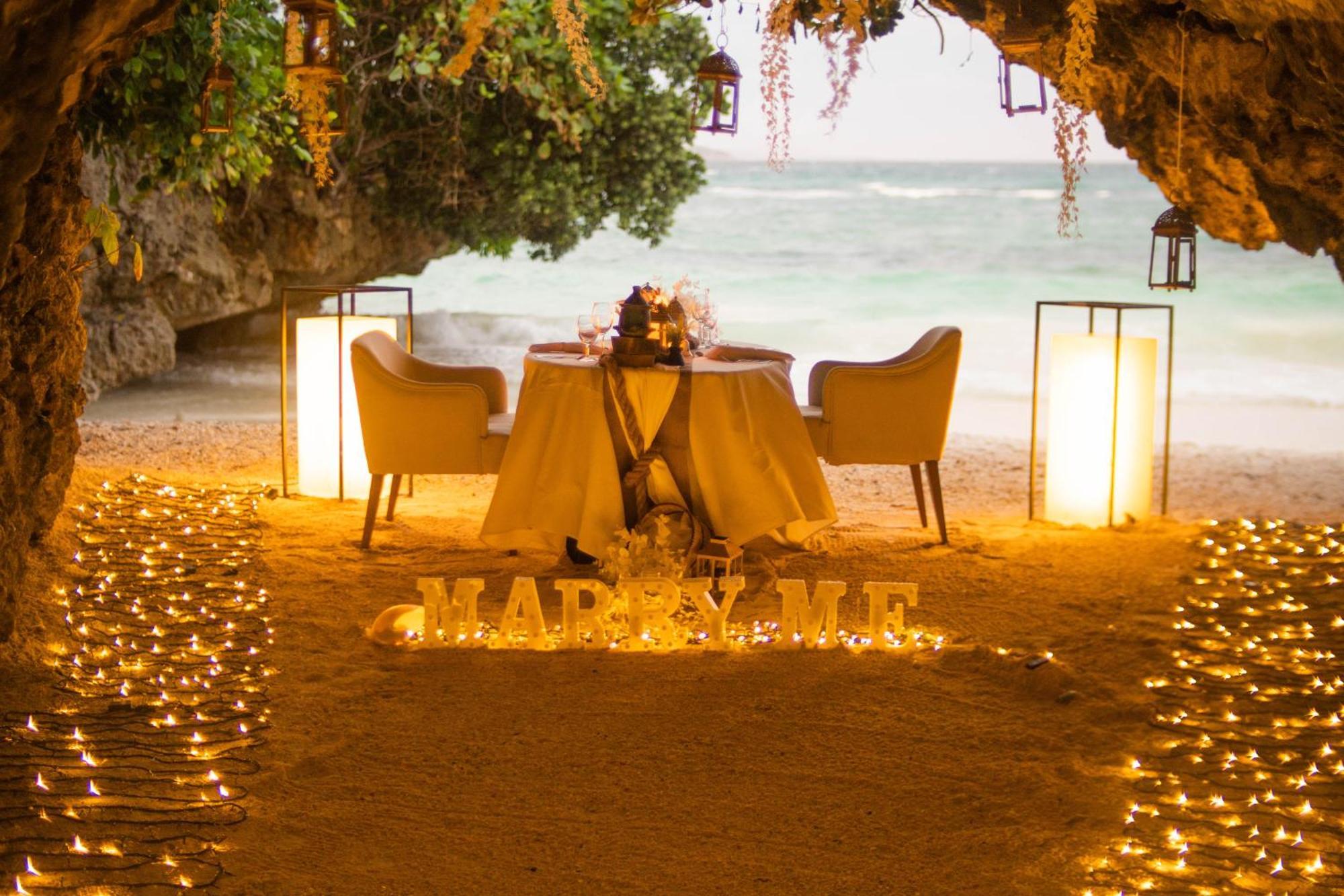 Fairways And Bluewater Boracay Resort 4*