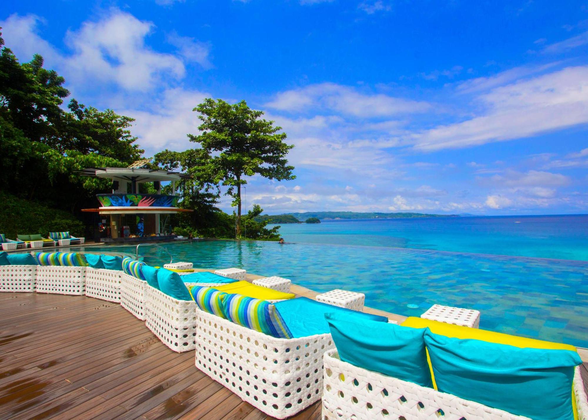 Fairways And Bluewater Boracay Balabag (Boracay)